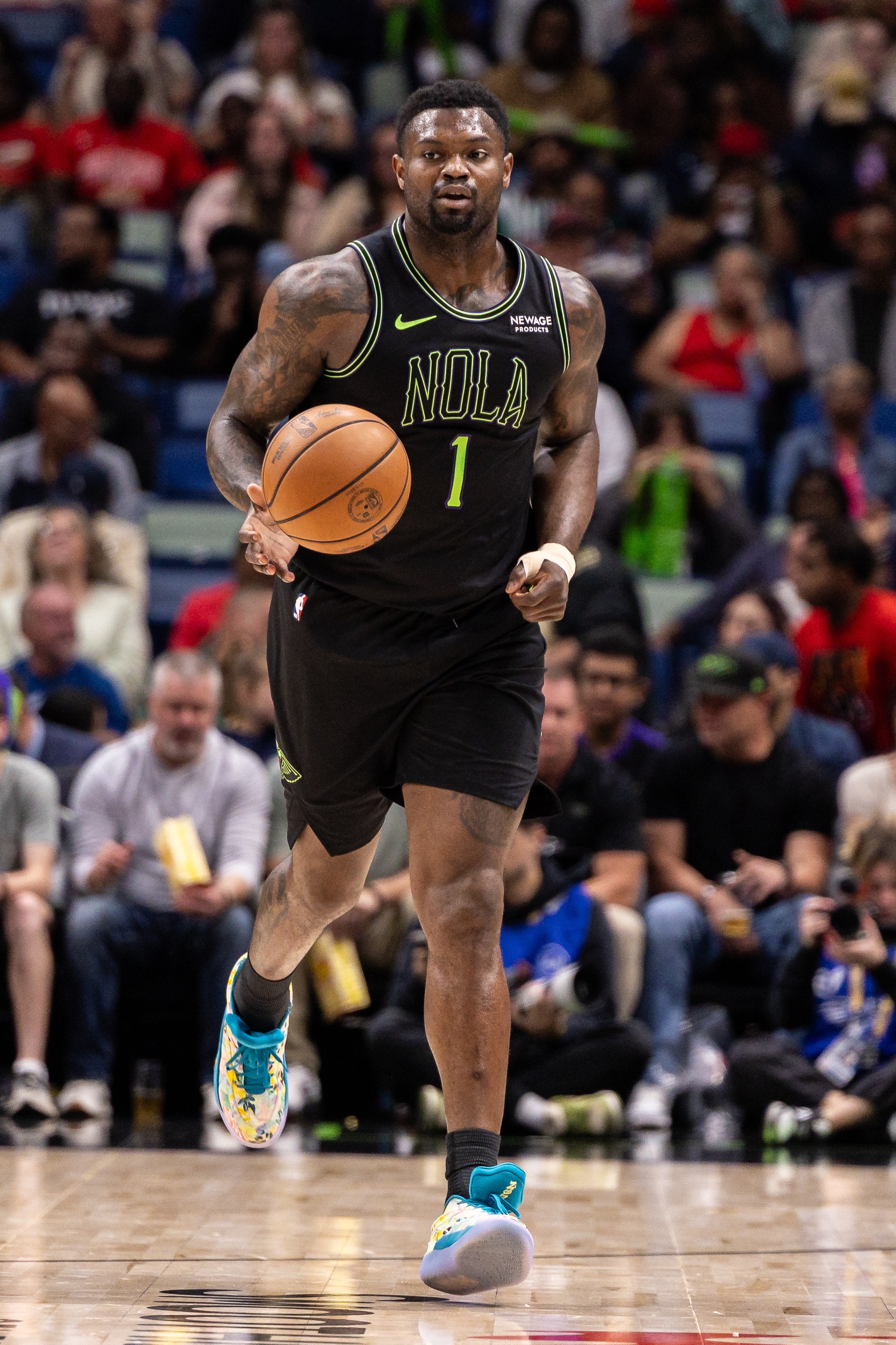 178体育直播-进攻效率还是高！锡安对阵火箭8投6中&amp;8罚6中 砍下18分4板3助